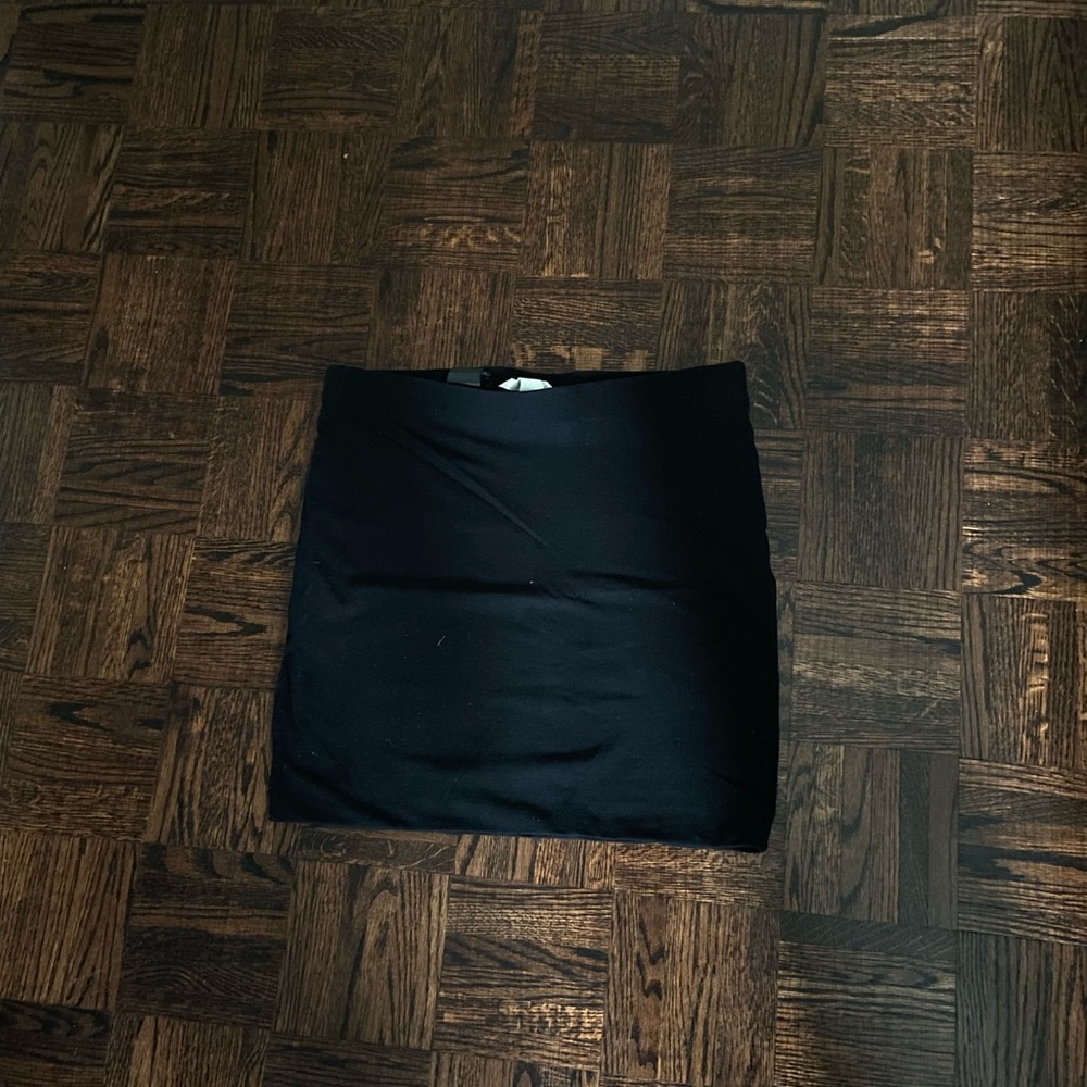 New H&M skirt